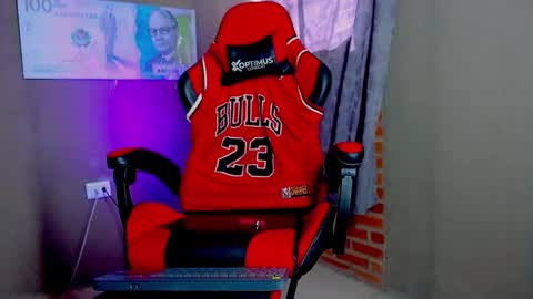 DANIEL online show from January 2025 06:43:01 PM
