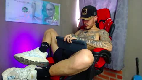 DANIEL online show from March 2025 07:02:01 PM