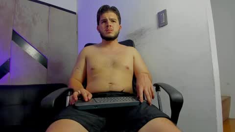 Snapshot of danielclarton chatting on October 2025 12:41:02 AM DANIEL online show from October 2025 12:41:02 AM