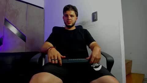 Snapshot of danielclarton chatting on October 2025 01:31:02 AM DANIEL online show from October 2025 01:31:02 AM