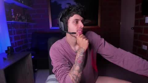 Daniele Bunny online show from October 2025 03:53:01 PM