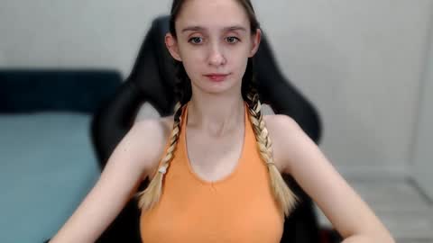 Snapshot of daniella_martin chatting on December 2024 12:41:01 AM Daniella Martin online show from December 2024 12:41:01 AM