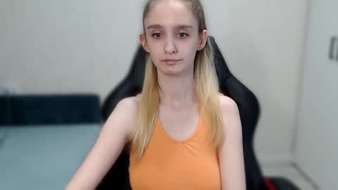 Snapshot of daniella_martin chatting on February 2025 02:36:02 AM Daniella Martin online show from February 2025 02:36:02 AM