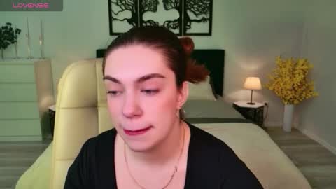 Daniella online show from October 2025 11:14:02 AM