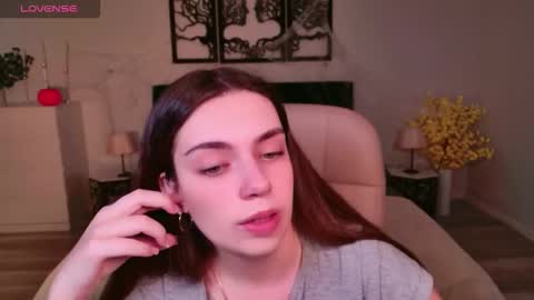 Daniella online show from November 2025 10:58:02 AM