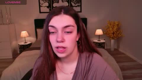 Daniella online show from November 2025 11:21:01 AM