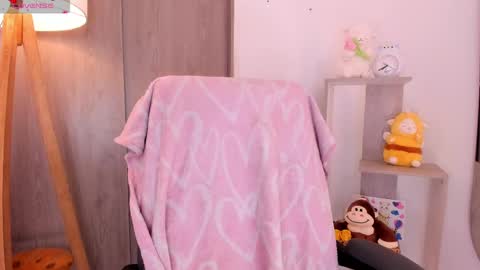 Snapshot of daniellerose_ chatting on October 2025 09:21:01 PM Danielle Rose online show from October 2025 09:21:01 PM