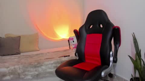 Snapshot of danii_jimenez chatting on November 2025 11:48:01 PM Daniela online show from November 2025 11:48:01 PM