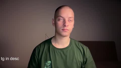 Snapshot of danila_trezzini chatting on October 2025 01:28:02 AM danila online show from October 2025 01:28:02 AM