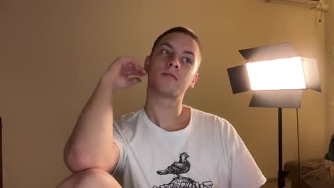 Snapshot of danila_trezzini chatting on November 2025 11:48:01 PM danila online show from November 2025 11:48:01 PM