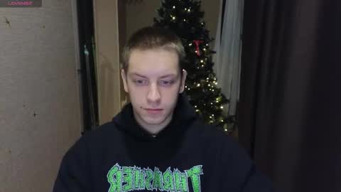 Snapshot of danila_trezzini chatting on December 2025 04:56:01 PM danila online show from December 2025 04:56:01 PM