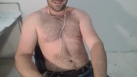 Dani Oli online show from November 2025 10:09:01 PM