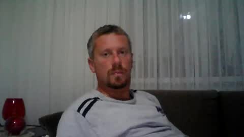 Snapshot of danisami12345 chatting on October 2025 09:34:02 PM daniel online show from October 2025 09:34:02 PM