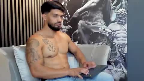 Dann saenz online show from December 2024 09:50:02 PM