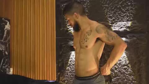 Snapshot of dann_saenz chatting on October 2025 01:11:01 PM Dann saenz online show from October 2025 01:11:01 PM