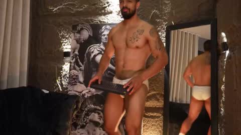 Snapshot of dann_saenz chatting on November 2025 01:23:02 PM Dann saenz online show from November 2025 01:23:02 PM