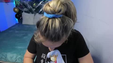 Snapshot of danna_martinezz chatting on October 2025 12:00:01 AM Danna martinezz online show from October 2025 12:00:01 AM