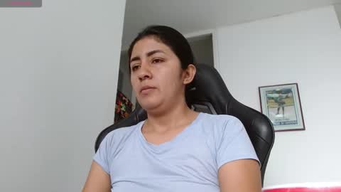 Snapshot of danna_peterson chatting on November 2025 01:09:02 PM Danna online show from November 2025 01:09:02 PM