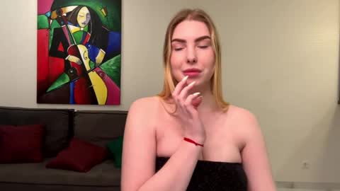 dannamissss online show from December 2024 12:32:02 AM