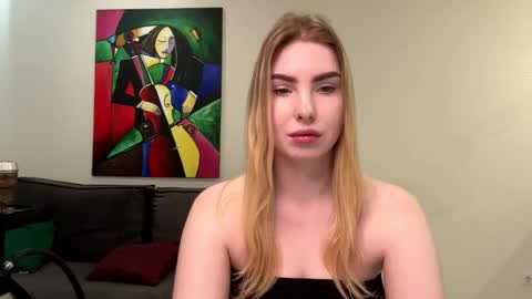 dannamissss online show from December 2024 04:03:02 PM