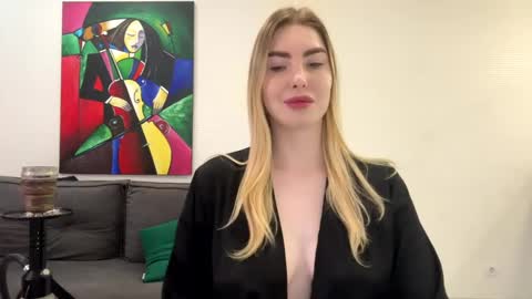 dannamissss online show from February 2025 04:35:01 PM