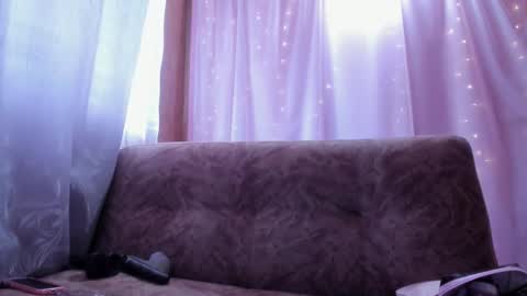 Danni online show from November 2025 08:11:01 PM