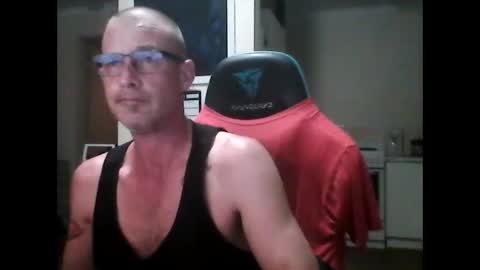 dannozdirekt online show from October 2025 02:29:01 PM