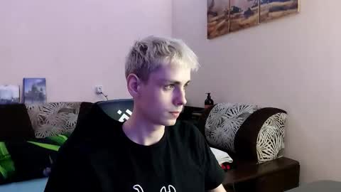 Daniel online show from October 2025 09:59:02 PM