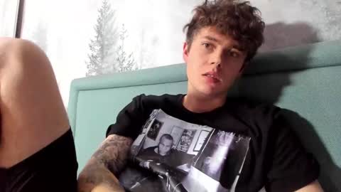 Snapshot of danny_love01 chatting on December 2024 07:10:01 PM danny online show from December 2024 07:10:01 PM