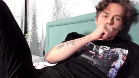 Snapshot of danny_love01 chatting on December 2024 05:15:02 PM danny online show from December 2024 05:15:02 PM