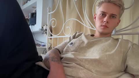 Snapshot of danny_love01 chatting on October 2025 02:47:01 PM danny online show from October 2025 02:47:01 PM