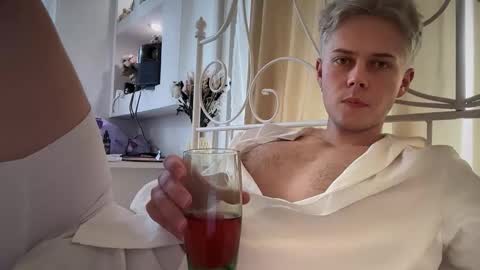 Snapshot of danny_love01 chatting on October 2025 11:57:02 AM danny online show from October 2025 11:57:02 AM