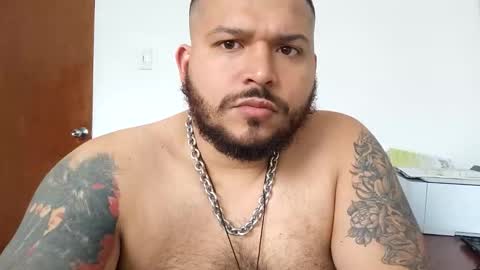 Danny Bear online show from October 2025 07:12:01 PM