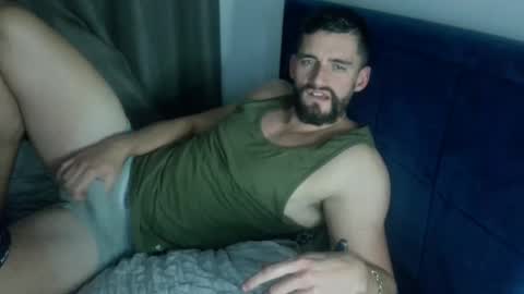 Naughtystr8D online show from December 2024 04:23:01 PM