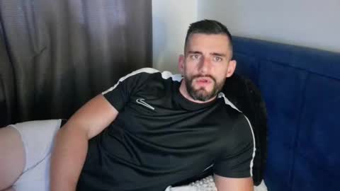 Naughtystr8D online show from November 2025 08:47:01 AM