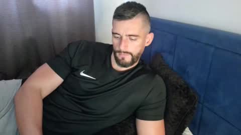 Naughtystr8D online show from November 2025 11:32:01 AM