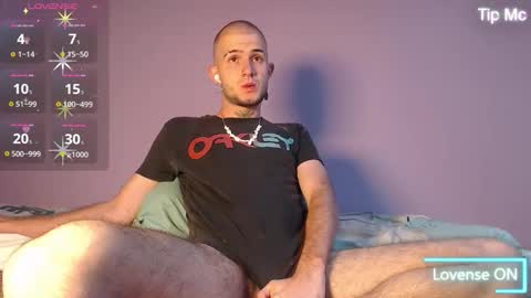 dante_bear online show from September 2025 02:12:01 AM