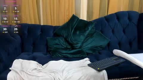 Dante Fox online show from December 2024 04:12:02 AM