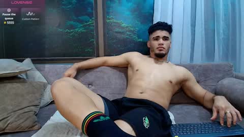 Dante Fox online show from December 2024 07:11:02 PM