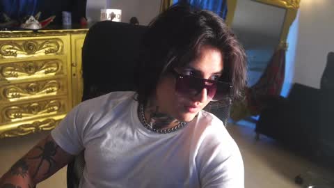 Snapshot of dantecoppolaa chatting on February 2025 03:39:01 PM Dante coppola online show from February 2025 03:39:01 PM