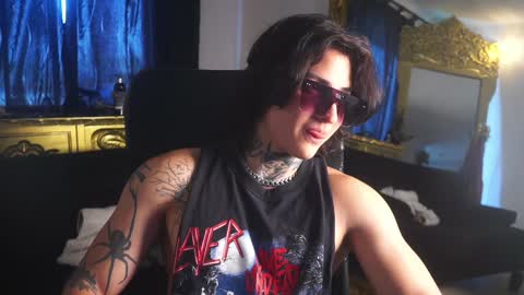 Snapshot of dantecoppolaa chatting on February 2025 03:42:01 PM Dante coppola online show from February 2025 03:42:01 PM