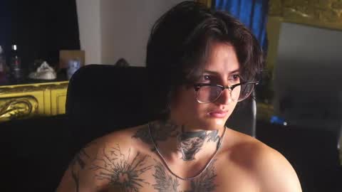 Snapshot of dantecoppolaa chatting on February 2025 03:32:02 PM Dante coppola online show from February 2025 03:32:02 PM