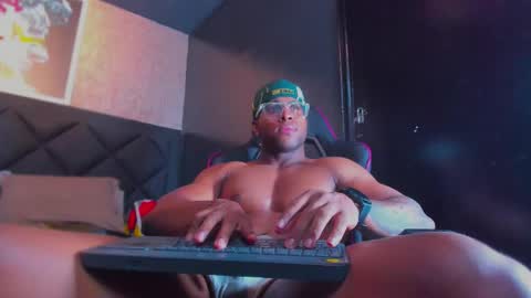 Snapshot of dany_dryy chatting on December 2025 07:50:02 AM Dany online show from December 2025 07:50:02 AM