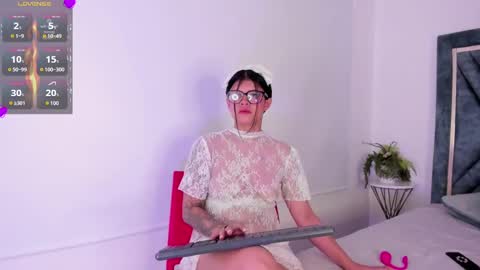 Snapshot of dapnne_ chatting on January 2025 08:32:01 PM Daphne online show from January 2025 08:32:01 PM