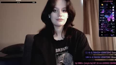 Snapshot of darcyie1ove chatting on October 2025 11:14:02 AM Darcy online show from October 2025 11:14:02 AM