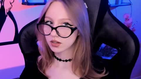 Snapshot of dariatate chatting on October 2025 11:33:01 AM Daria Tate online show from October 2025 11:33:01 AM
