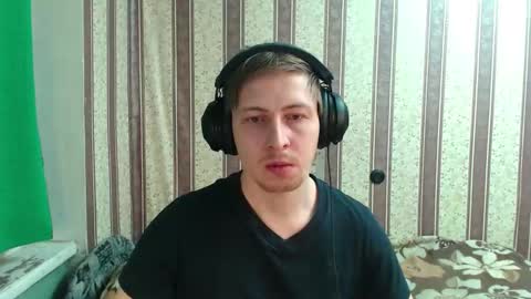 darienlarge online show from October 2025 02:56:01 AM