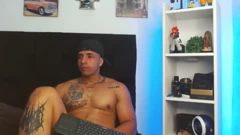 Darius Phoenix  online show from January 2025 12:38:01 PM