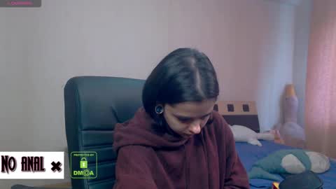 Snapshot of dark__elf chatting on November 2025 06:56:01 AM Anessa online show from November 2025 06:56:01 AM