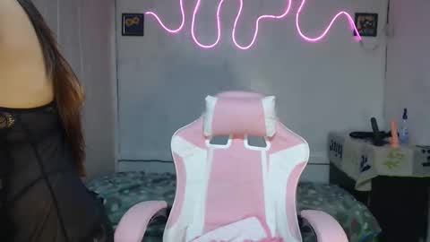 Snapshot of dark_angel143 chatting on September 2025 11:04:01 AM dark_angel143 online show from September 2025 11:04:01 AM